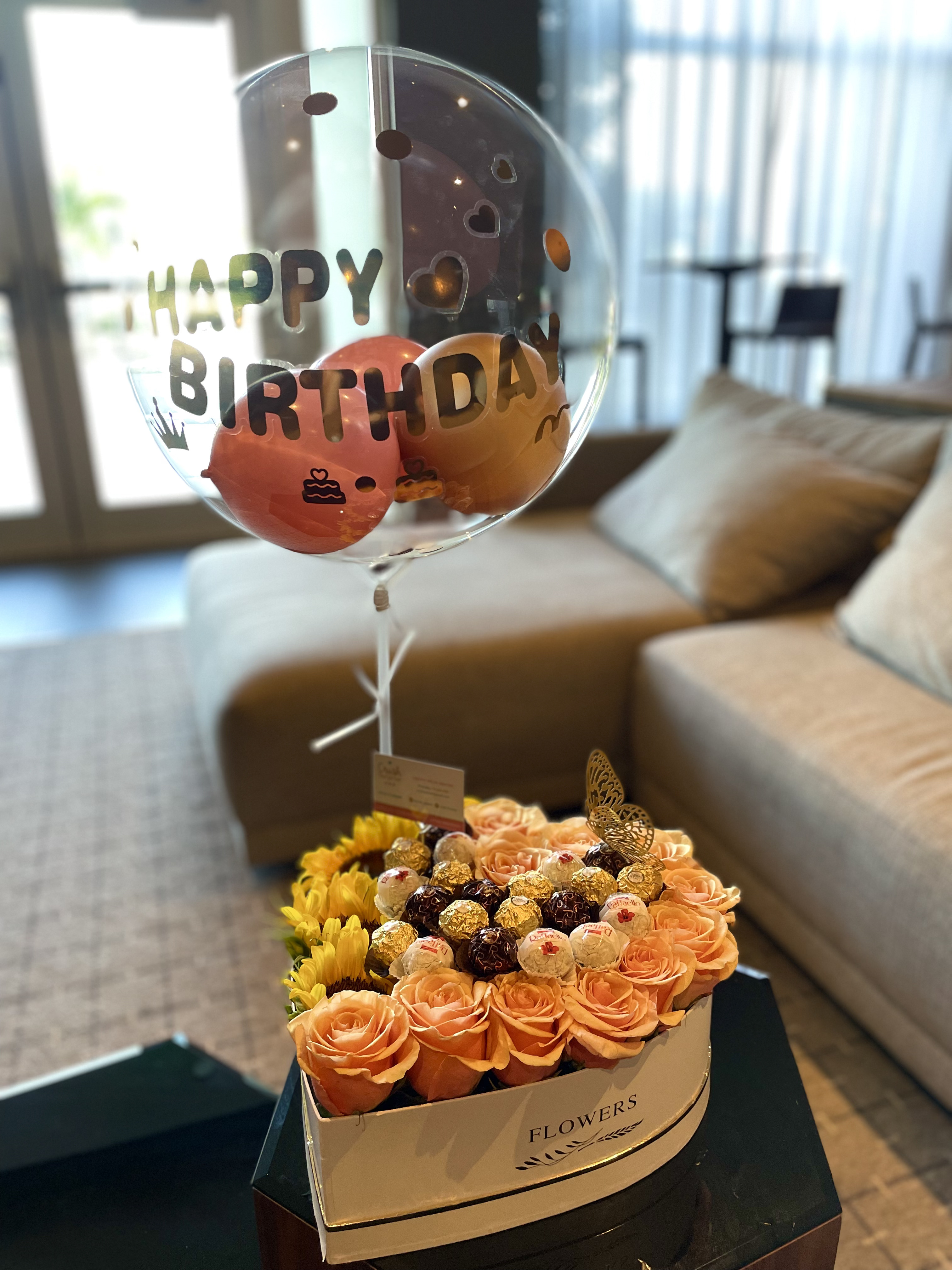 Gift Sunflowers and Roses + Ballon